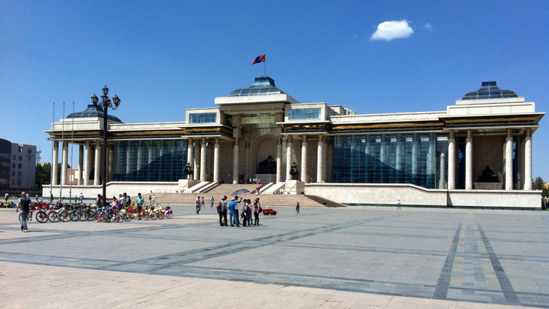 Ulaanbataar Platz.JPG