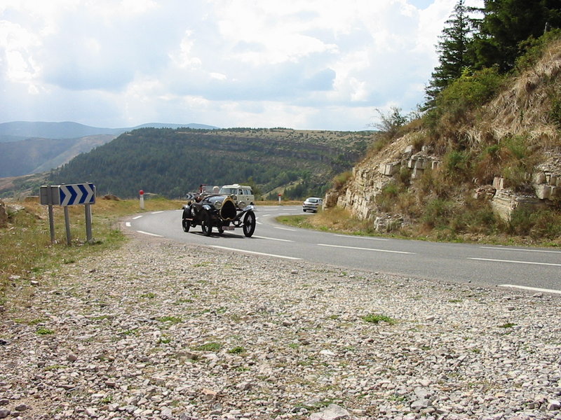 109-0989_IMG.JPG