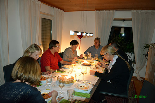 Es war kochtechnisch eine Herrausforderung insgesamt 8 Leute zu bekochen und bewirten. Aber es hat geklappt