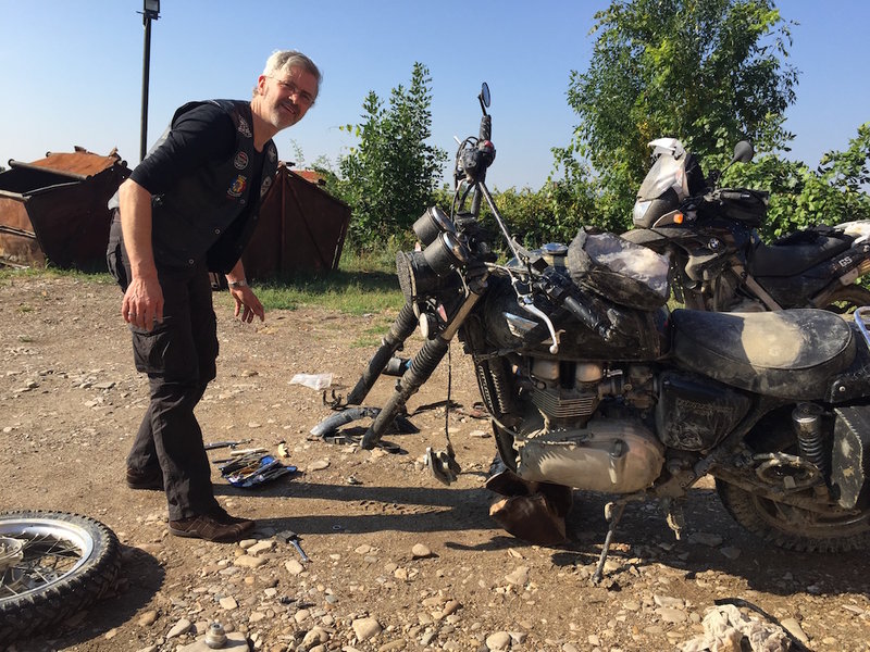 2015-09-13 1015 Klaus Feldreparatur.JPG