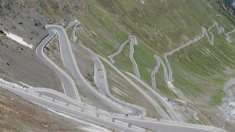 Das Stilfser Joch mit den vielen Kehren