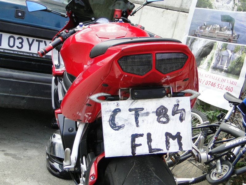 comp_DSC00259.jpg