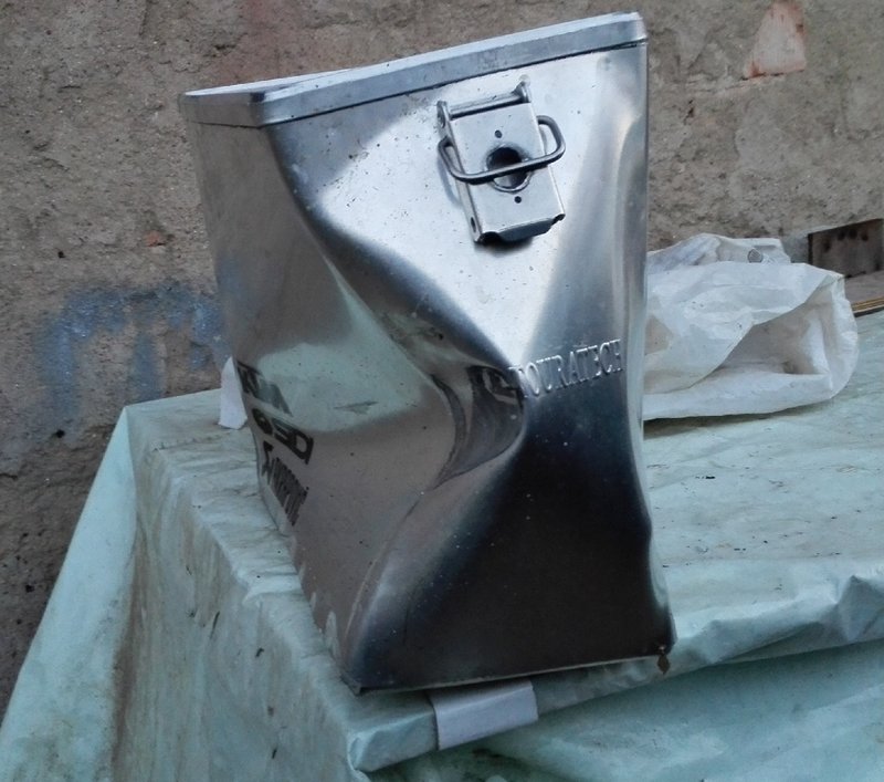 Zega1.jpg