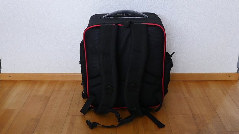 P4 Pro Rucksack Rückseite_1200.jpg