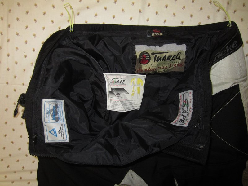 Tuareg Hose 0008.jpg