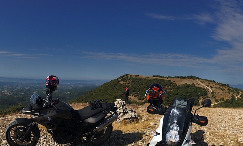 Kammstrasse im Luberon, Blick nach Südwesten