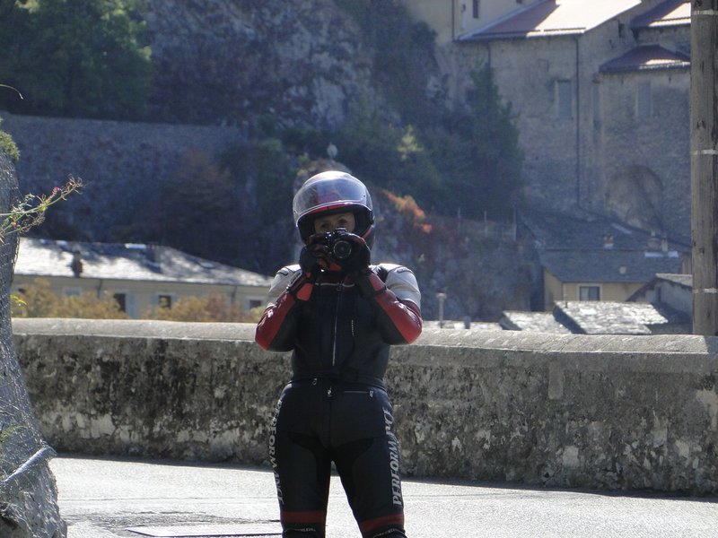 comp_DSC01102.jpg (274.82 KiB) 2421 mal betrachtet Was für eine Kulisse