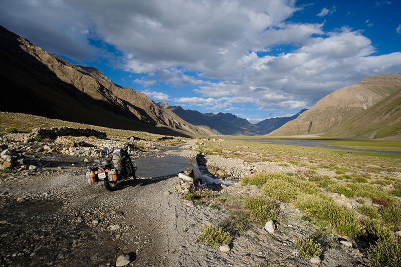 die Straße ins Zanskar Tal