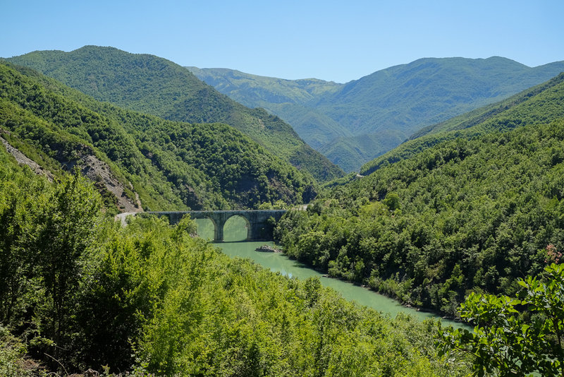 mitten in Albanien