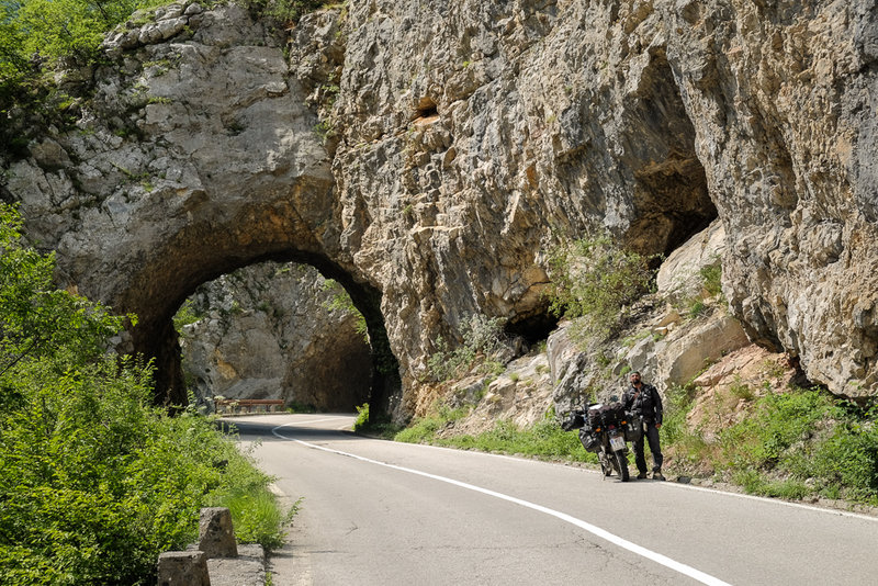 die Tunnel in Montenegro