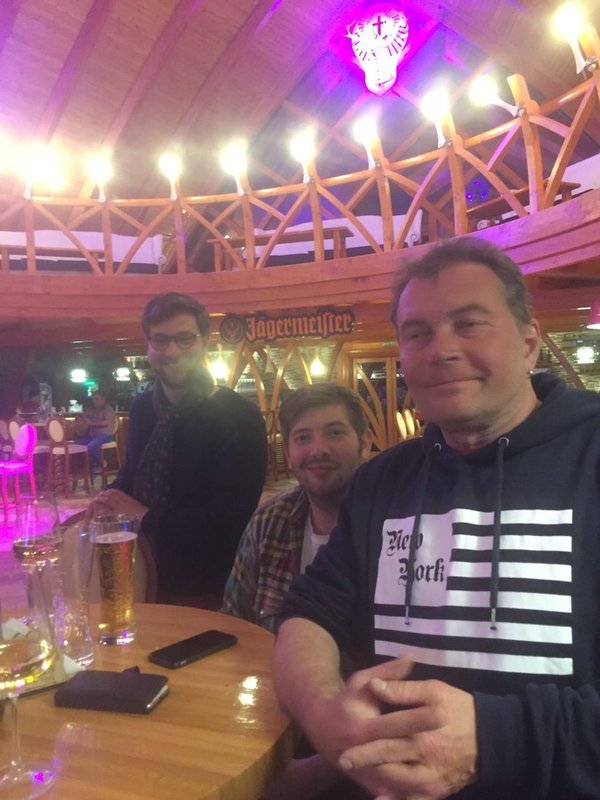 comp_IMG_1984.jpg (137.84 KiB) 2556 mal betrachtet comp_IMG_1984.jpg