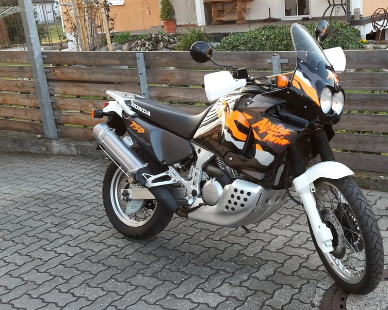 Mikkas_neue_01.jpg