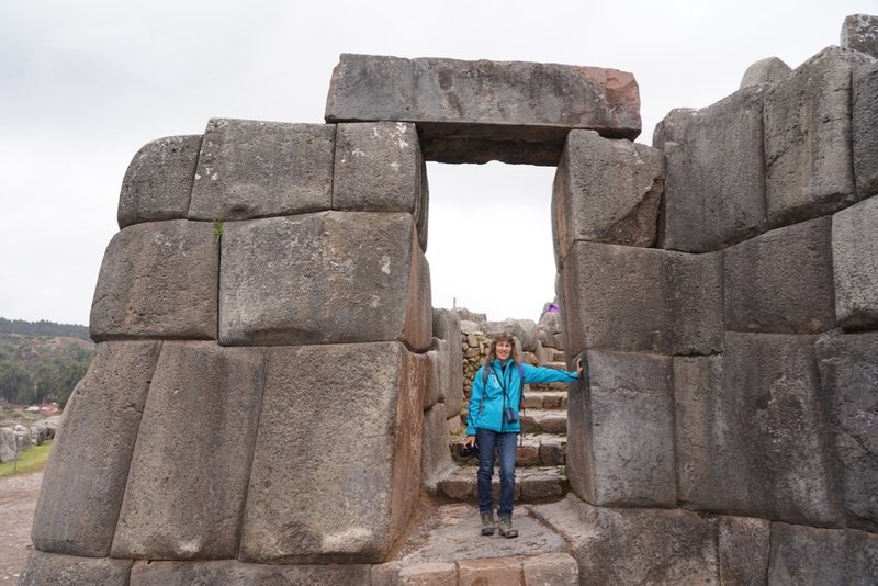 Inkafestung Saqsaywaman 2.jpg