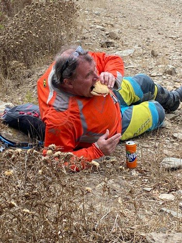 Mittagessen auf der Piste.jpg