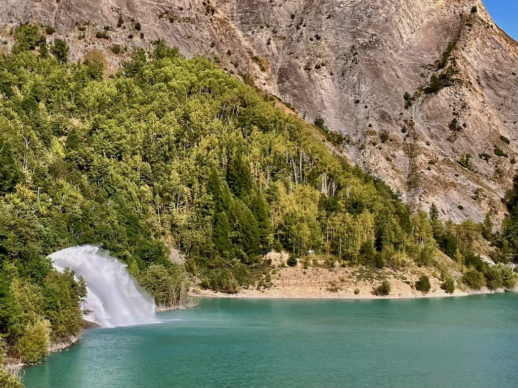 Lac du Chambon.jpeg