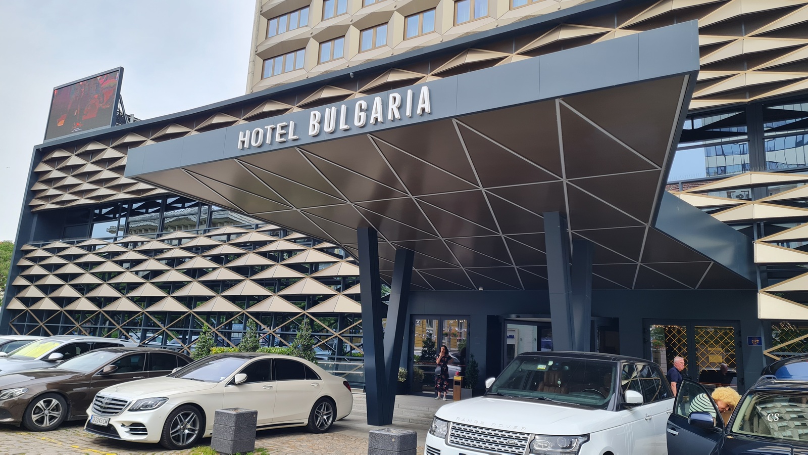 20250524_1430_HotelBulgaria.jpg