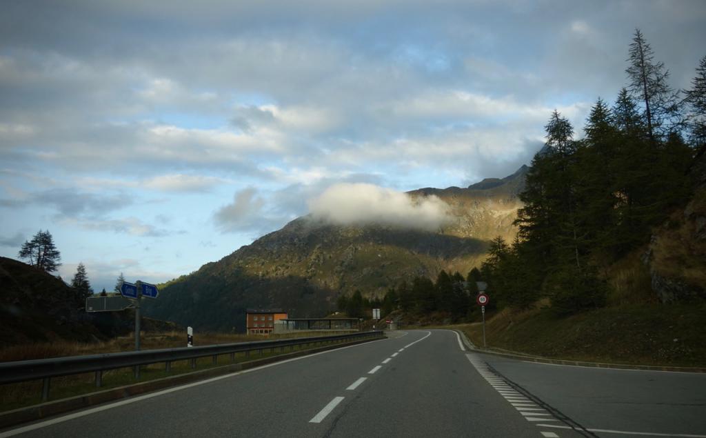 2020 Bulli Tour Schweiz 1_17.jpeg