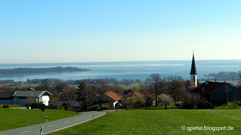Blick von Hittenkirchen über den Chiemsee