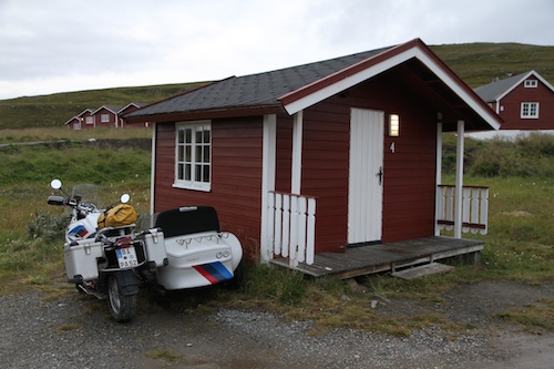 Die Hütte auf dem nördlichsten Campingplatz der Welt