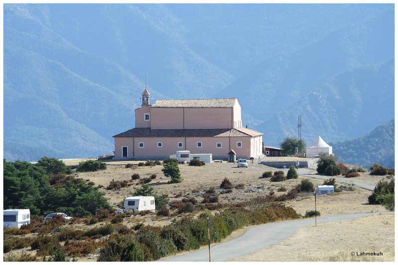 La Madone d'Utelle - Blick auf die Sanctuaire de la Madone d'Utelle