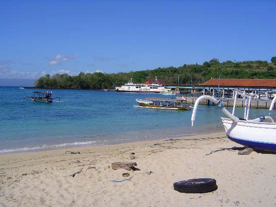 Faehre nach Lombok