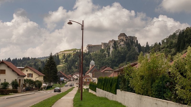 02 Schloss in den Wolken_1200.jpg